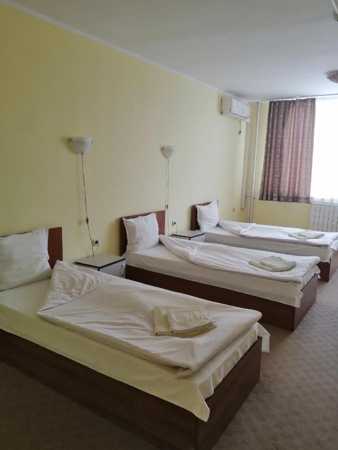 Hotel Panorama Gabrovo Esterno foto